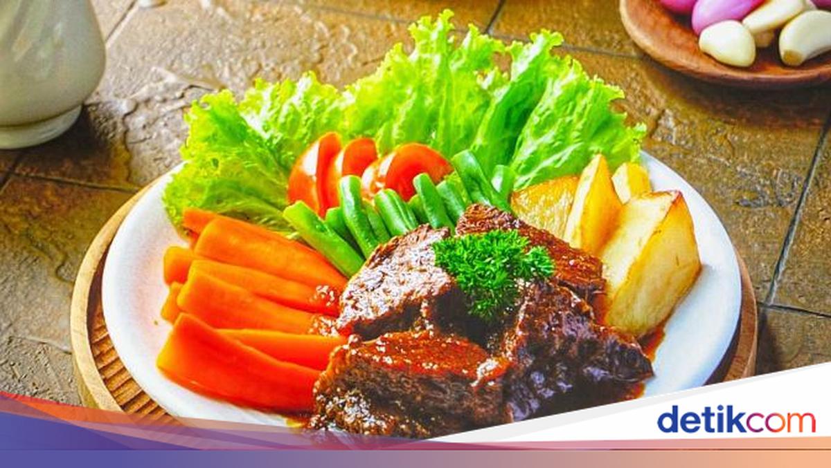 Pempek Cilacap yang Tersembunyi di Gang Sempit